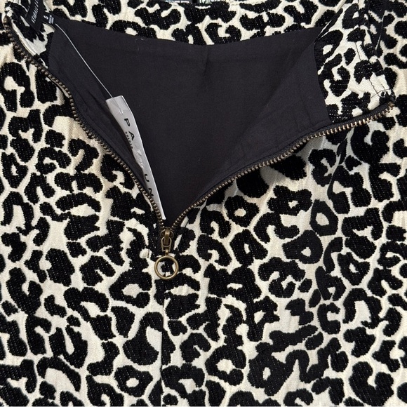 Kendall & Kylie Leopard Print Mini Skirt Women’s Small Back Zip - Picture 4 of 8
